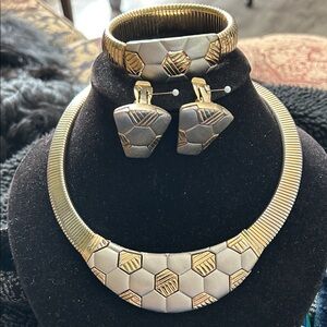 Two-Tone vtg Geometric Collar Necklace Set - Women’s Jewelry